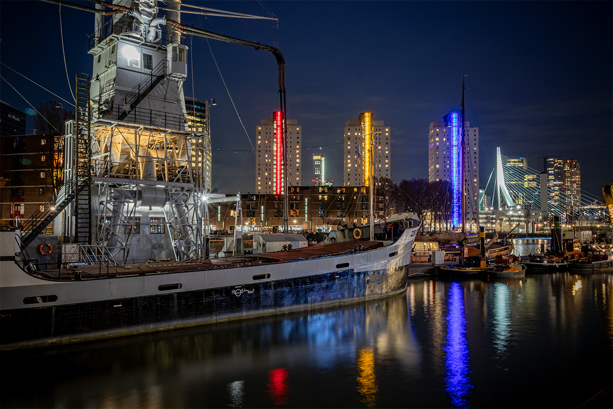 Leuvehaven avondbeeld Fotografie Rotterdam